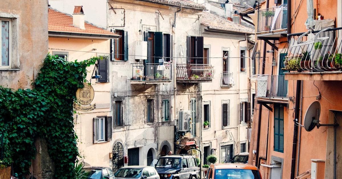 Zero Trust architecture diagram showing identity verification, microsegmentation, and continuous monitoring layers